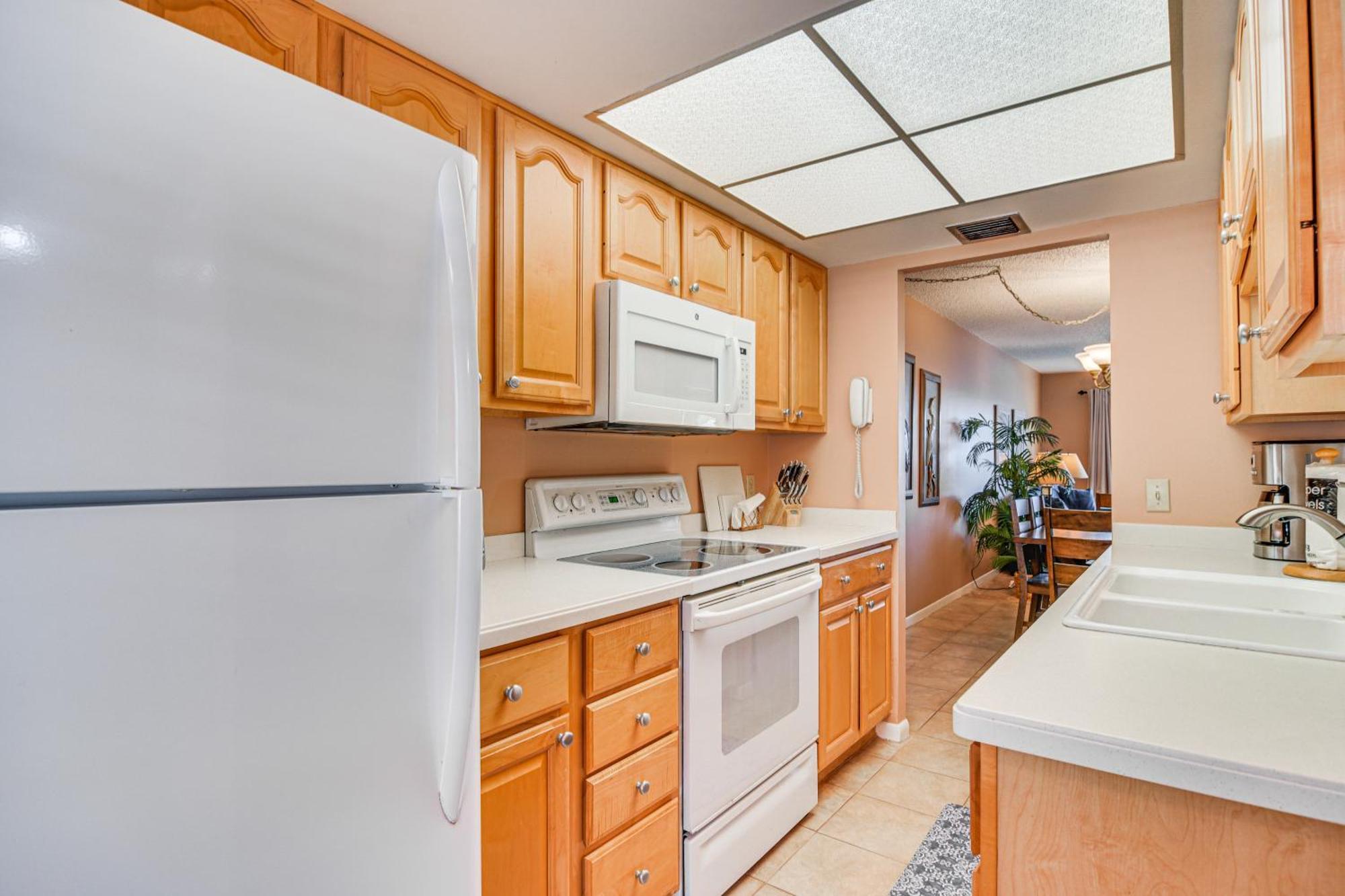 Waterfront Condo With Patio And Pool On Madeira Beach! St. Pete Beach Exteriér fotografie